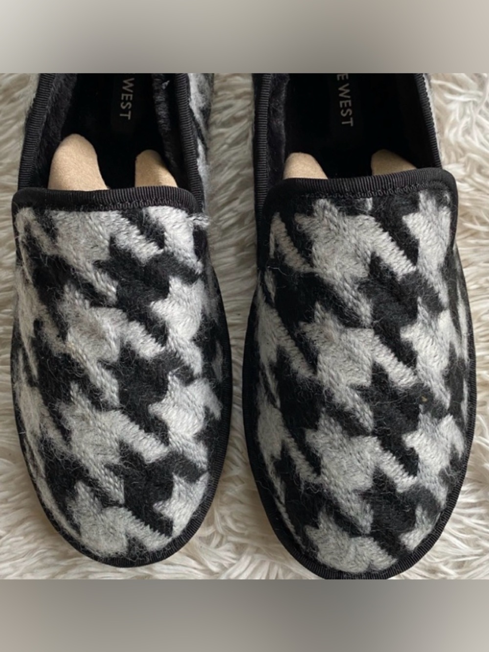 Nine West black white houndstooth slip on chic fashion sneakers, size 6.5